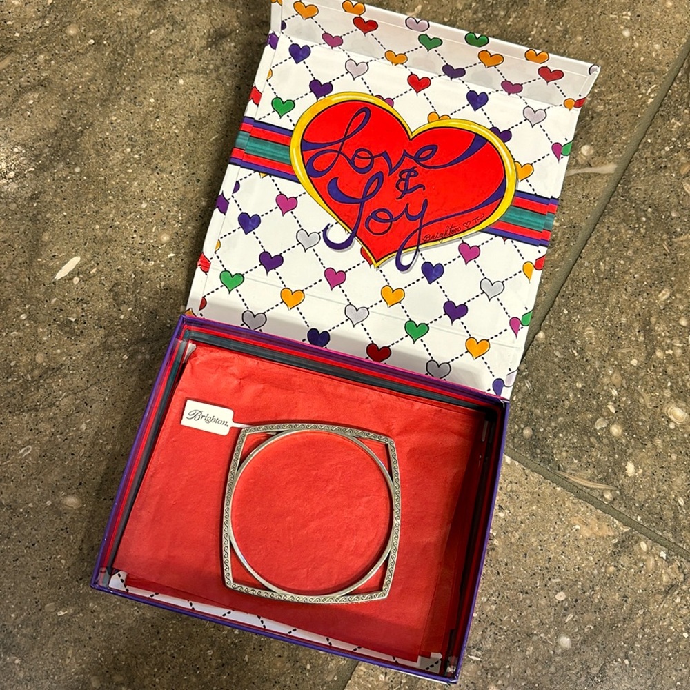 Brighton bangle bracelet and jewelry box, NWT
